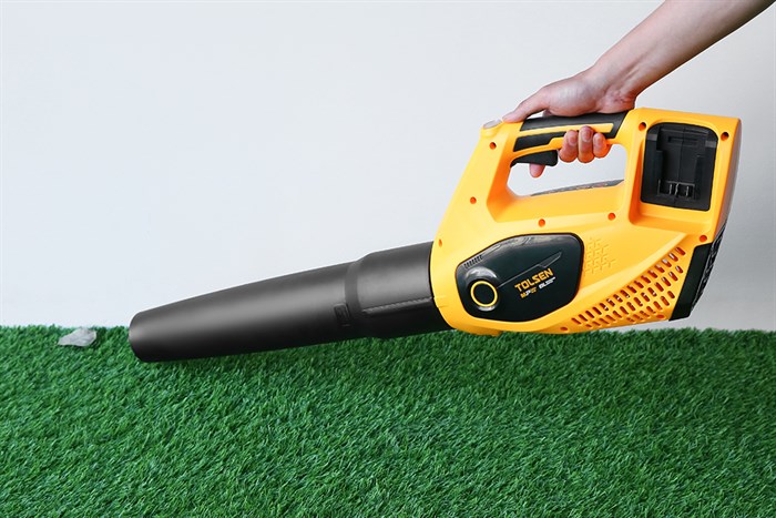 Máy thổi bụi dùng pin Tolsen 87340 20V (không kèm pin, sạc)