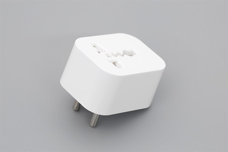 Ổ Cắm Thông Minh Điện Quang Apollo ĐQ SP1.1 01 Wifi Trắng Màu Trắng