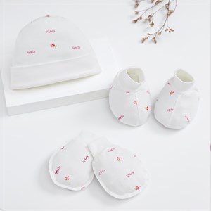 Set nón, bao tay bao chân cotton IQ Baby màu trắng in hoa hồng