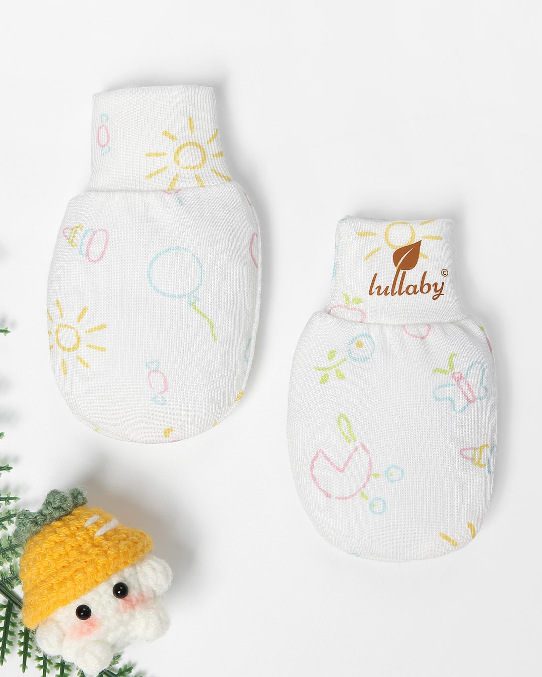 Set nón, bao tay bao chân in hình đa sắc Lullaby NH847R màu trắng (0 - 1 tháng) 3