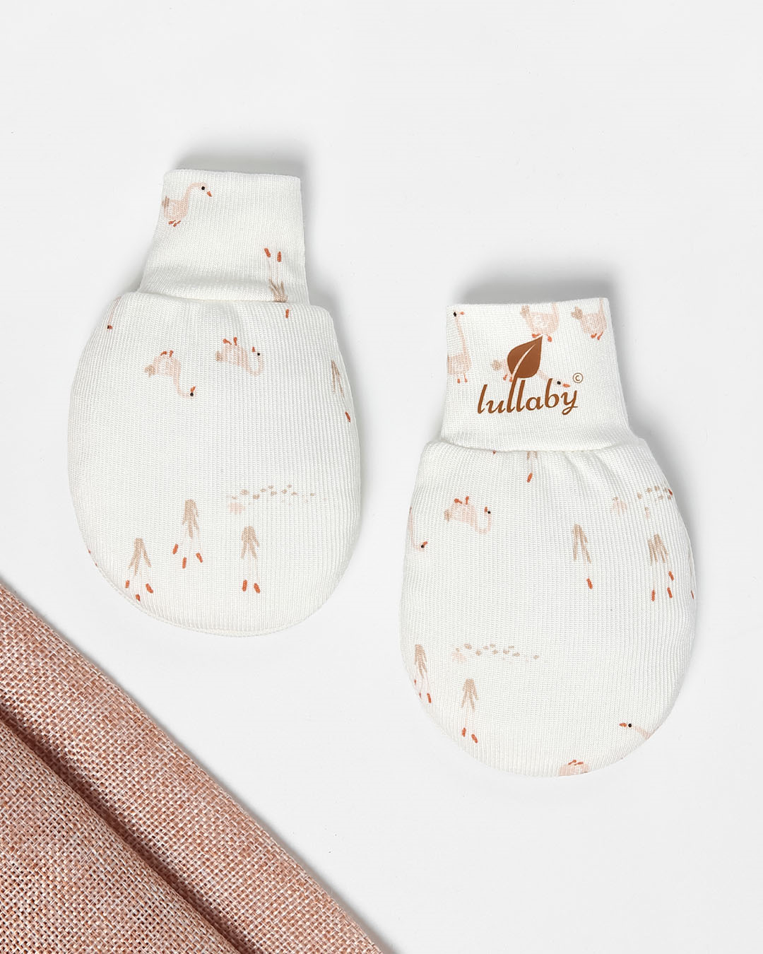 Set nón, bao tay bao chân in hình đa sắc Lullaby NH847R màu trắng (0 - 1 tháng) 14