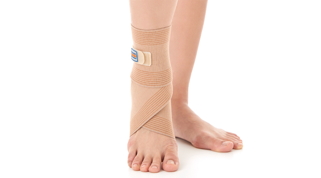 Băng quấn cổ chân Dr.Med DR-A135 size U