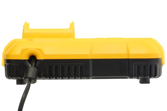 Sạc nhanh Dewalt DCB117-KR 18V - 60V 12 Ah