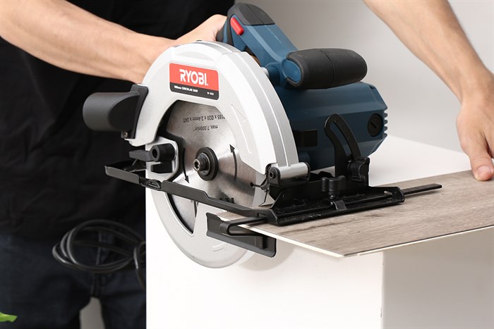 Máy cưa đĩa Ryobi W-1850 1500W Màu Xanh Dương