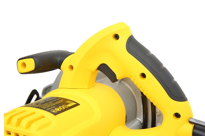 Máy cưa đĩa Stanley SC16-B1 1600W