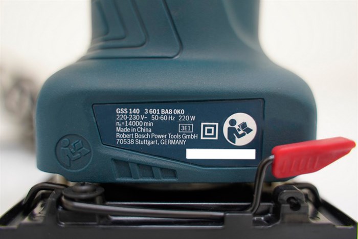 Máy chà nhám vuông Bosch GSS 140 220W Màu Xanh Dương