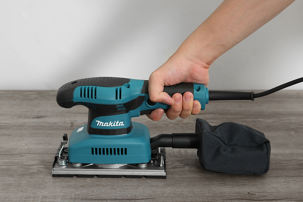 Máy chà nhám rung Makita BO3710 190W Màu Xanh lá
