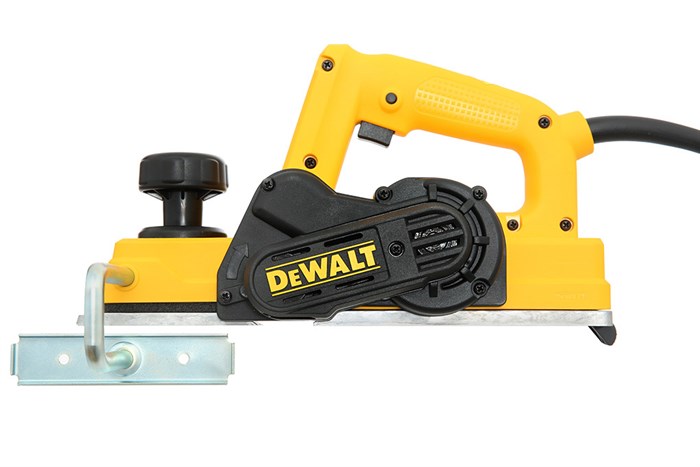 Máy bào gỗ Dewalt D26676-B1 550W