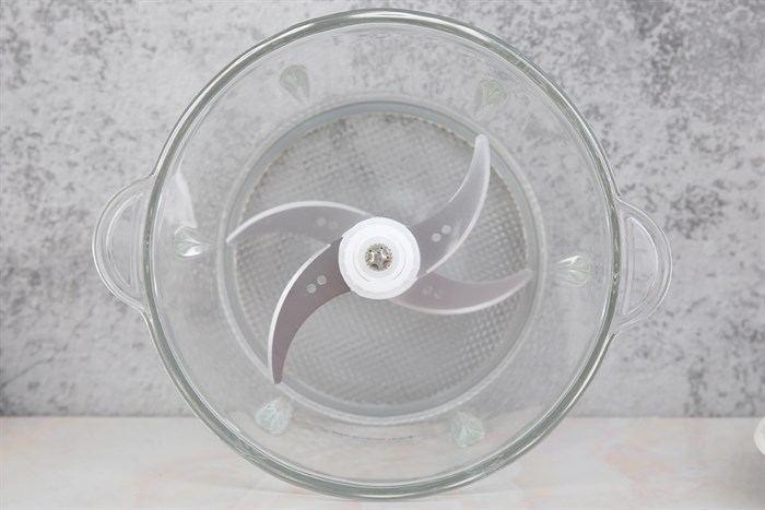 Máy xay thịt đa năng Magic Eco AC-15 300W 2 lít Màu Đen - Bạc