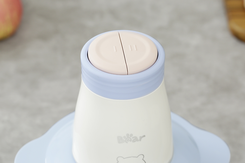 Máy xay thịt đa năng Bear QSJ-B02Q1 300W 2 lít Màu Trắng - Xanh