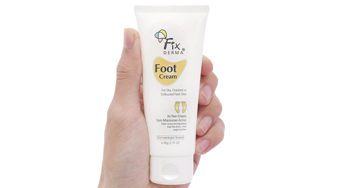 Kem dưỡng Fixderma Foot cấp ẩm làm mềm da gót chân tuýp 60g - 20