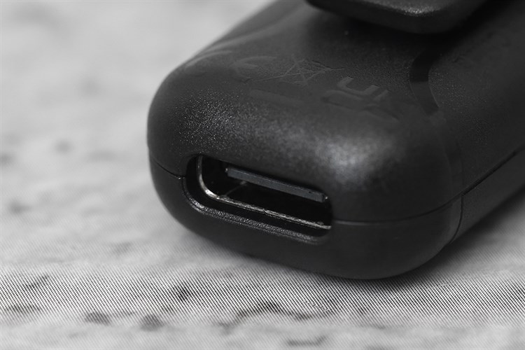 Micro cài áo không dây Lightning BOYA BY-WM3T2-D Màu Đen