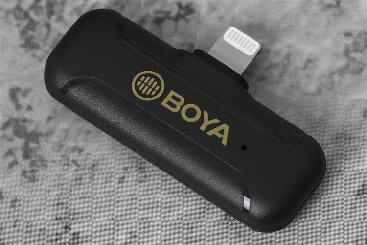 Micro cài áo không dây Lightning BOYA BY-WM3T2-D Màu Đen