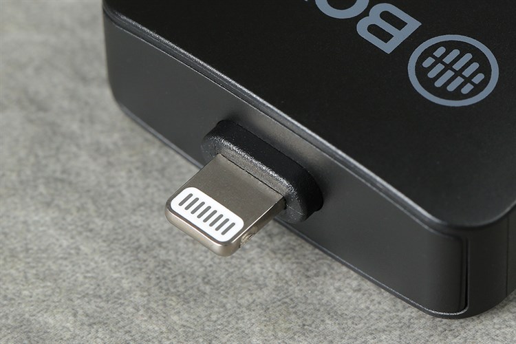 Micro cài áo không dây Lightning BOYA BY-M1LV-D Màu Đen