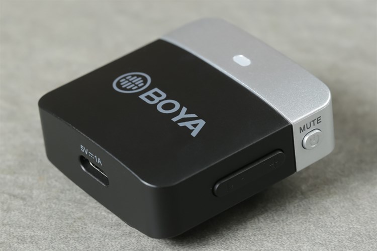 Micro cài áo không dây Type-C BOYA BY-M1LV-U Màu Đen