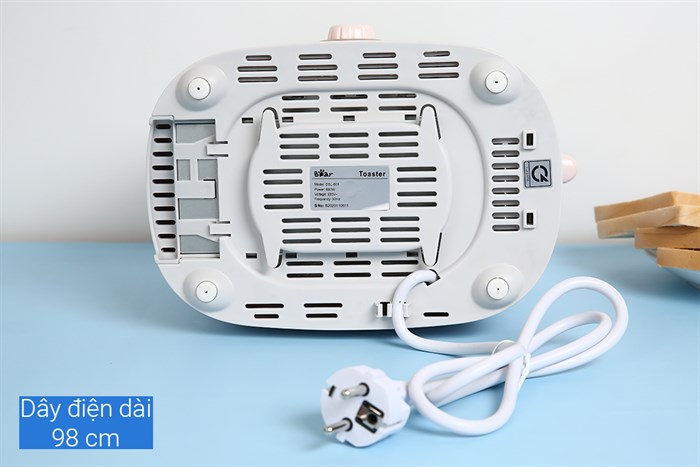 Máy nướng bánh mì Bear DSL-601 Màu Hồng