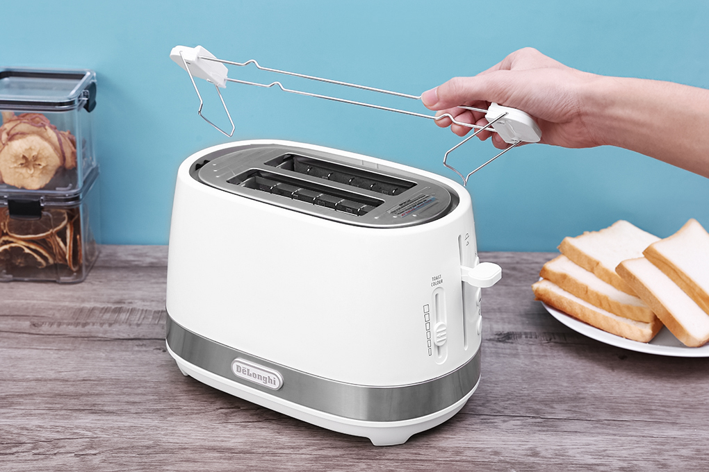 Máy nướng bánh mì Delonghi CTLA2103.W Màu Trắng