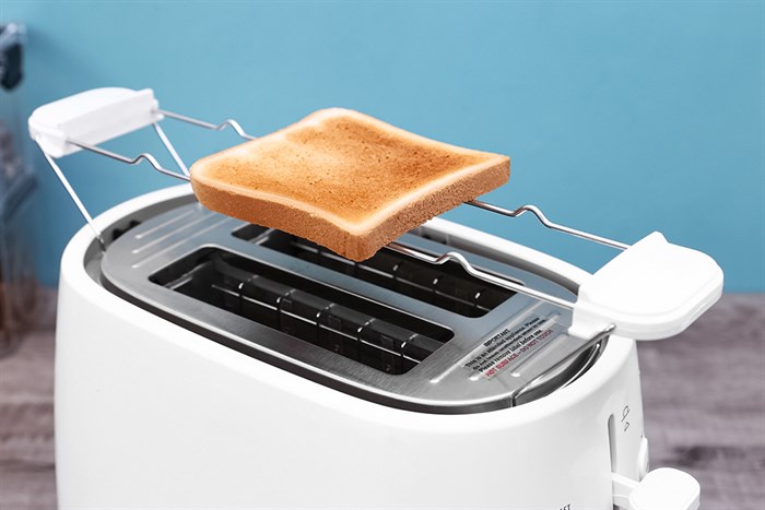 Máy nướng bánh mì Delonghi CTLA2103.W Màu Trắng