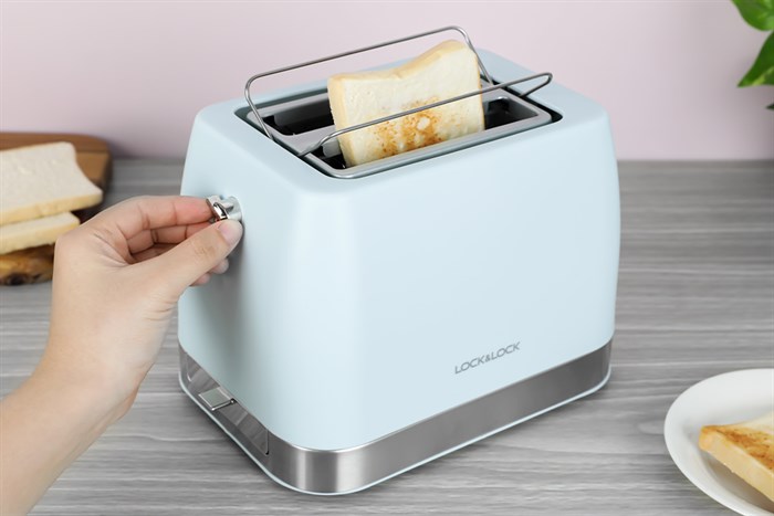 Máy nướng bánh mì Lock&Lock EJB221BLU Màu Xanh mint