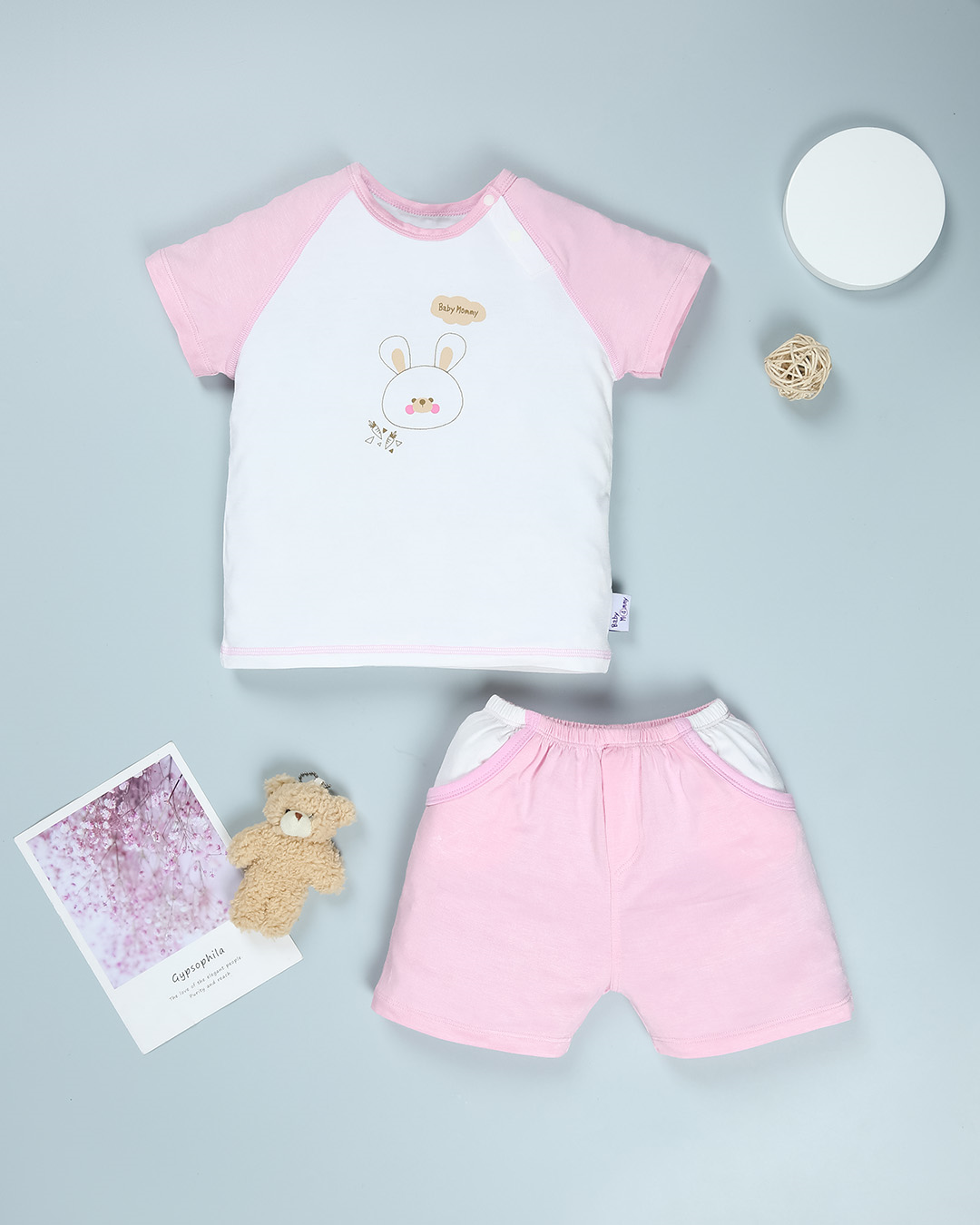 Bộ tay ngắn bé gái BabyMommy cài vai in thỏ màu trắng hồng đẹp