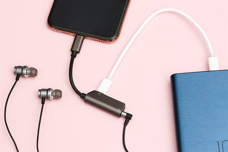 Cáp chuyển đổi 2 cổng lightning sang 3.5mm Xmobile TS-E123 Xám Màu Xám