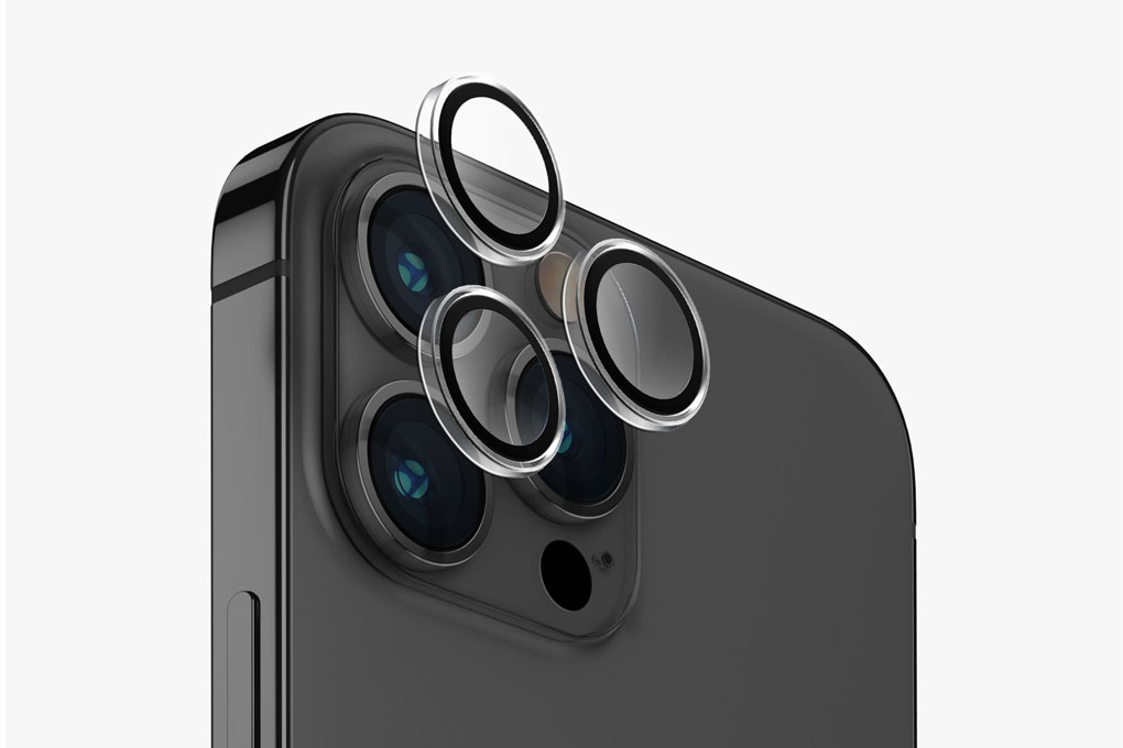 Miếng dán camera iPhone 15 Pro Max OPTIX ALUMINIUM UNIQ