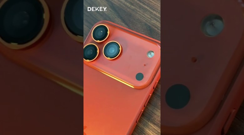 Miếng dán camera iPhone 17 DEKEY 3D Camera Lens - Xanh dương