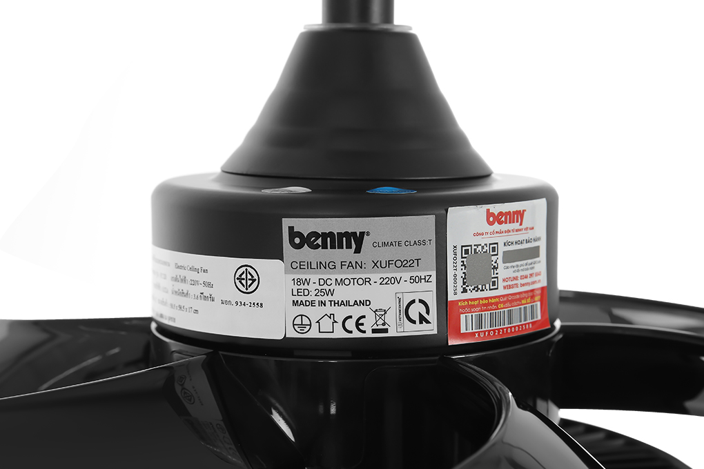 Quạt trần Benny 6 cánh XUFO22T 18W Đen Màu Đen