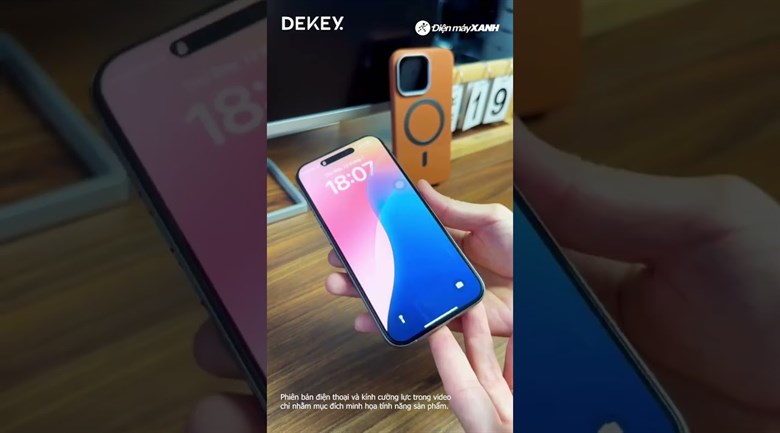 Miếng dán kính cường lực iPhone 14 Pro/15/16 DEKEY 3D Sentery