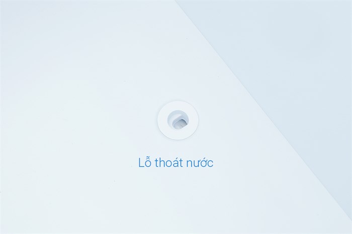 Tủ đông Aqua 251 lít AQF-C3501S Màu Trắng