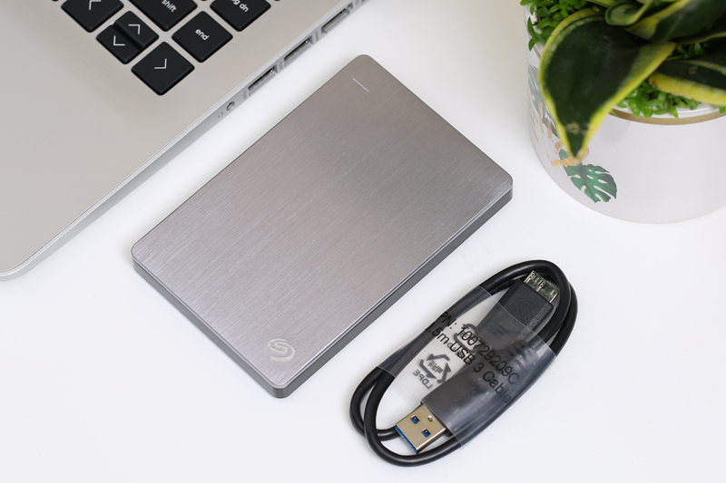 Ổ cứng HDD 1TB Seagate Backup Plus Slim Bạc Màu Bạc