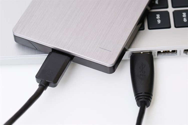 Ổ cứng HDD 1TB Seagate Backup Plus Slim Bạc Màu Bạc