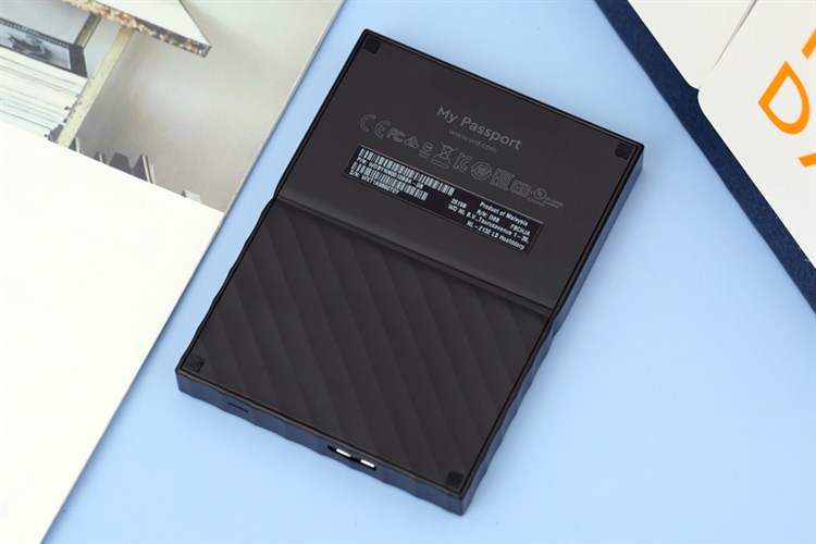 Ổ cứng HDD 1TB WD My Passport Đen Màu Đen