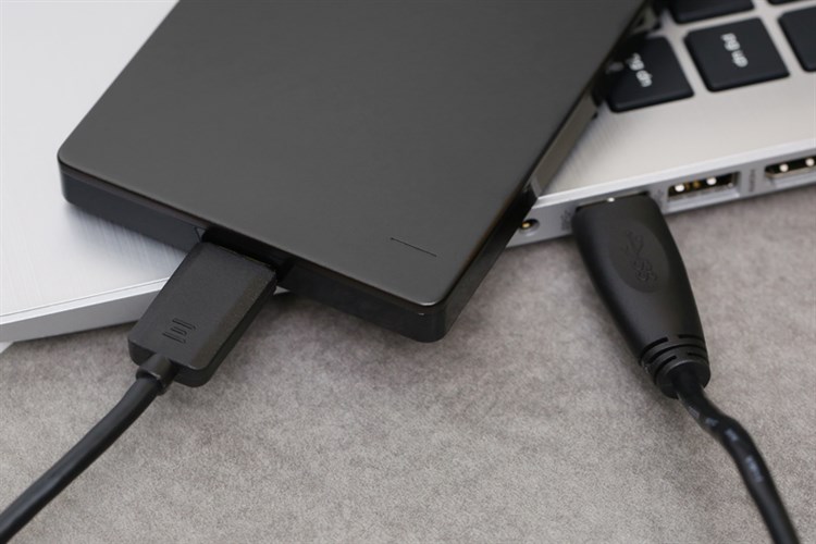 Ổ cứng HDD 1TB Seagate Backup Plus Slim Đen Màu Đen