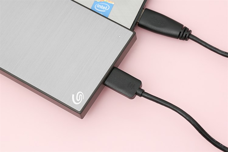 Ổ cứng HDD 2TB Seagate Backup Plus Slim STHN2000406 Xám Màu Xám