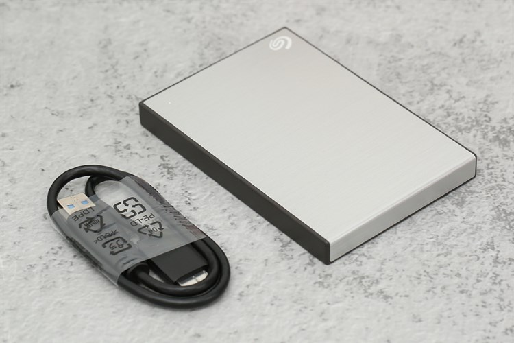 Ổ cứng di động HDD 1TB Seagate Backup Plus Slim STHN1000401 Bạc Màu Bạc