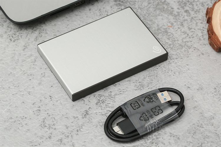 Ổ cứng di động HDD 1TB Seagate Backup Plus Slim STHN1000401 Bạc Màu Bạc