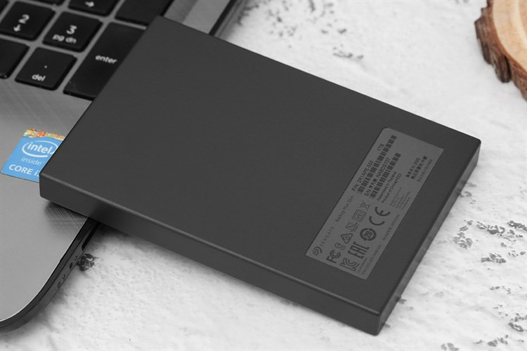 Ổ cứng HDD 1TB Seagate Backup Plus Slim STHN1000400 Đen Màu Đen