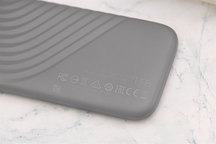 Ổ cứng di động SSD 1TB WD My Passport BAGF0010 Màu Xám