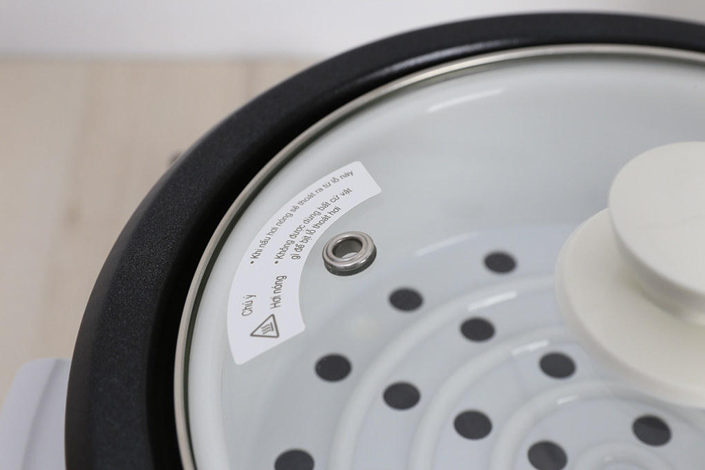 Nồi cơm điện Electrolux 1.8 lít ERC1800 - 9