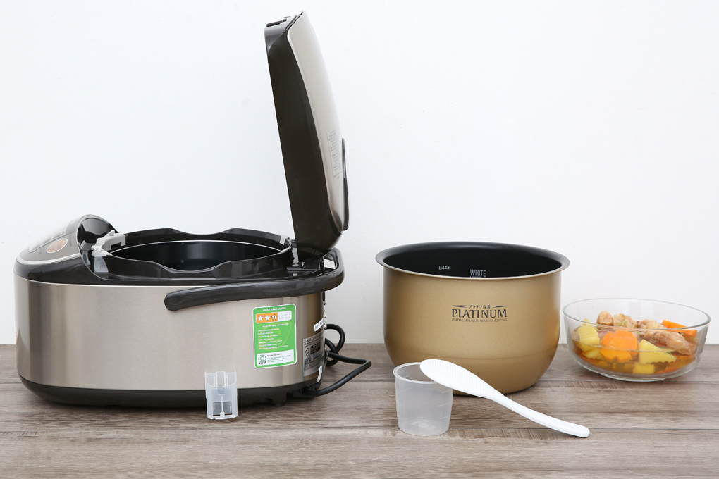 Nồi cơm điện cao tần Zojirushi 1.8 lít ZONC-NP-HRQ18-XT Màu Kem
