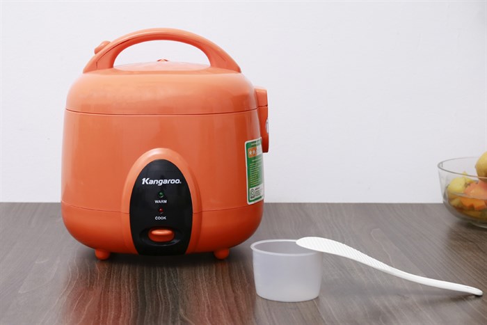 Nồi cơm nắp gài Kangaroo 1.2 lít KG826S Màu Cam
