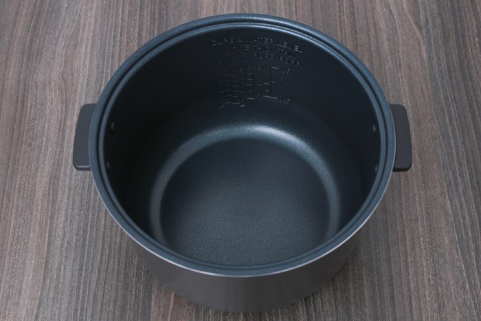 Nồi cơm điện tử Cuckoo 1.8 lít CR-1010F Màu Trắng - Đen