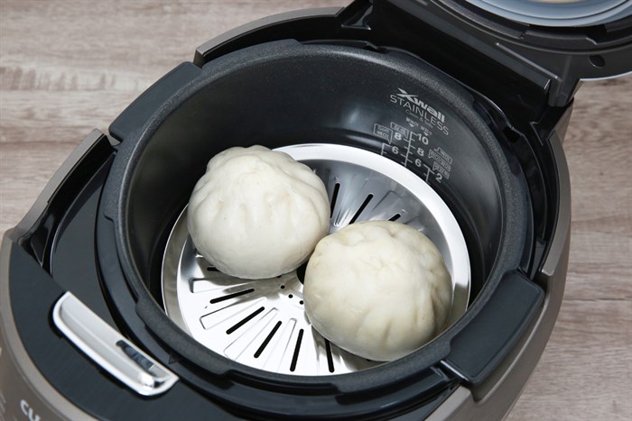 Nồi cơm điện cao tần Cuckoo 1.8 lít CRP- CHSS1009FN Màu Xám