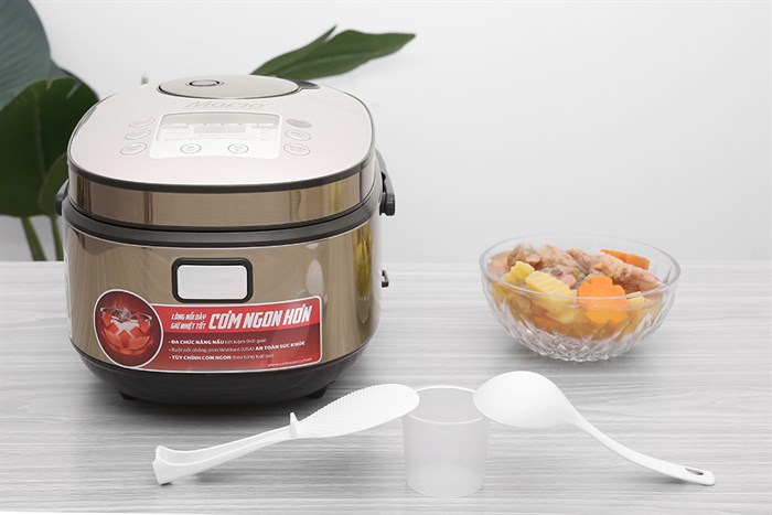 Nồi cơm điện tử Sunhouse Mama 1.5 lít SHD8915 Màu Nâu