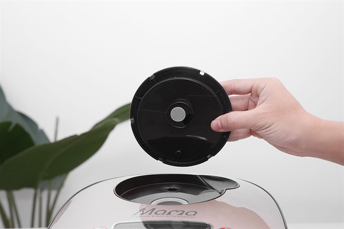 Nồi cơm điện tử Sunhouse Mama 1.5 lít SHD8915 Màu Nâu