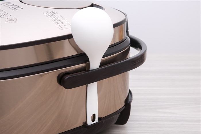 Nồi cơm cao tần Sunhouse Mama 1.5 lít SHD8955 Màu Nâu nhạt