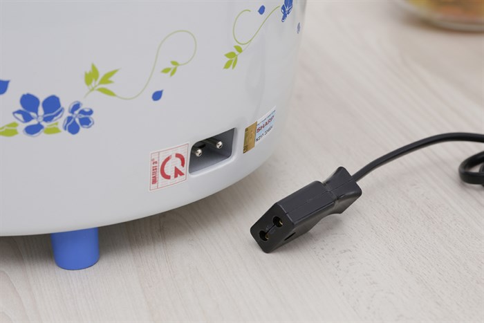 Nồi cơm nắp rời Sharp 2.8 lít KSH-D28V Màu Trắng