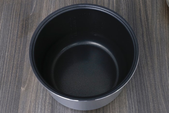 Nồi cơm điện Midea 1.8 lít MR-CM18SG Màu Nâu nhạt