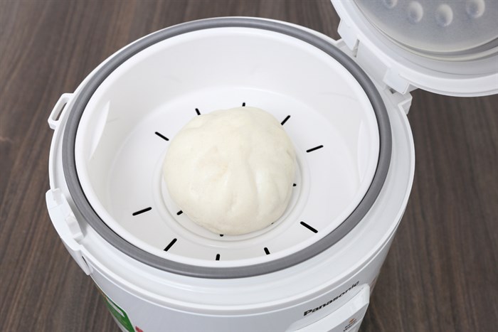 Nồi cơm nắp gài Panasonic 1 lít SR-MVN107HRA Màu Trắng